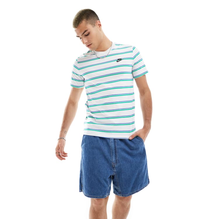 ClassicfuncenterShops Camiseta blanca a rayas de colores Club de Nike Theres no news yet on when the Nike