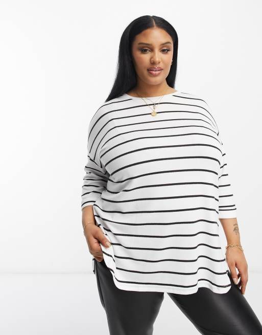 Camiseta blanca a rayas negras con mangas 3 4 de New Look Curve