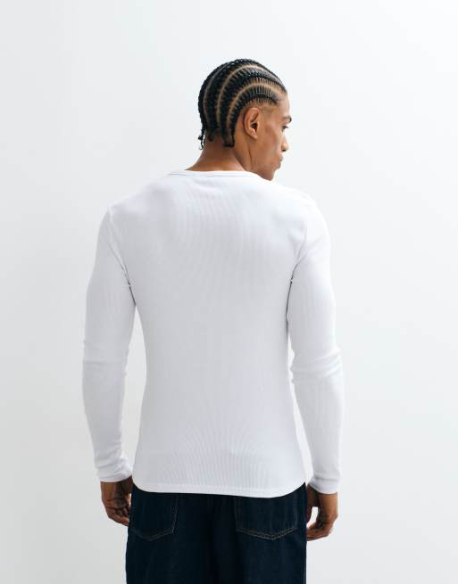 Camiseta blanca ajustada de manga larga con cuello panadero de canalé de ASOS DESIGN  , 2 de 9