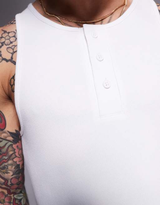 Camiseta blanca ajustada de tirantes con cuello panadero de canalé de ASOS DESIGN  , 3 de 4