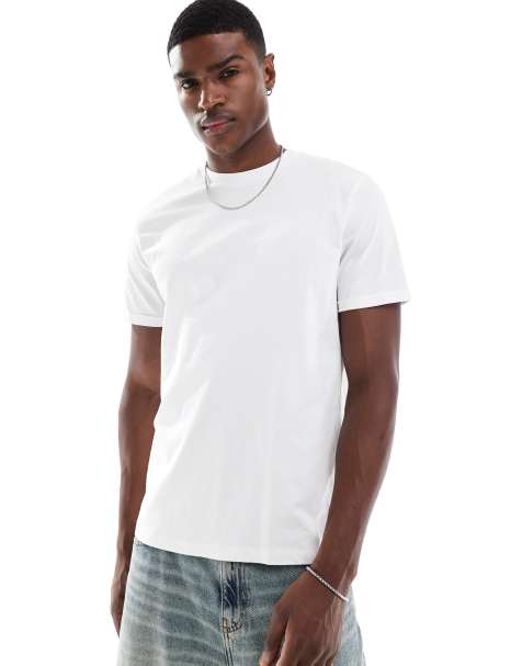 Camiseta blanca básica de corte estándar con mangas vueltas Essentials de ASOS DESIGN - view 1