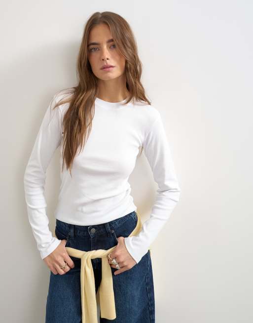Camiseta blanca básica de manga larga de Topshop, 2 de 4