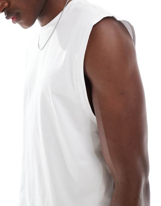 Camiseta blanca básica extragrande sin mangas con sisas caídas de ASOS DESIGN   , 2 de 4