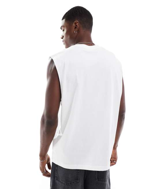 Camiseta blanca básica extragrande sin mangas con sisas caídas de ASOS DESIGN   , 4 de 4