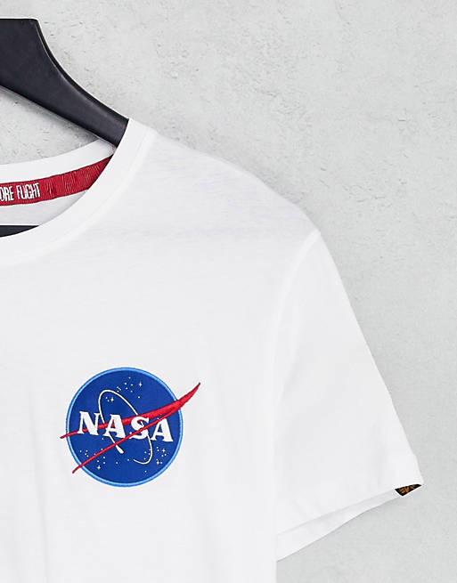 Médico parrilla Testificar Camiseta blanca con estampado de transbordador espacial de la NASA en la  espalda de Alpha Industries | ASOS