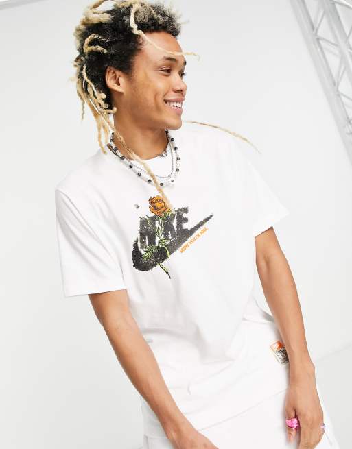 Camiseta blanca con estampado en el pecho Grow Your Soul de Nike