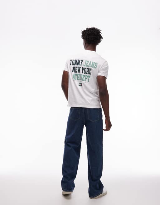Camiseta blanca con estampado gráfico "Athletic Dept" en la espalda de Tommy Jeans, 2 de 4