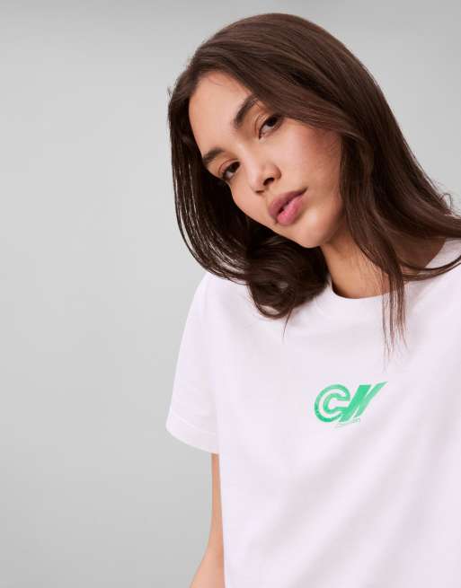 Camiseta blanca con logo "CK" Archive de Calvin Klein Jeans, 3 de 4