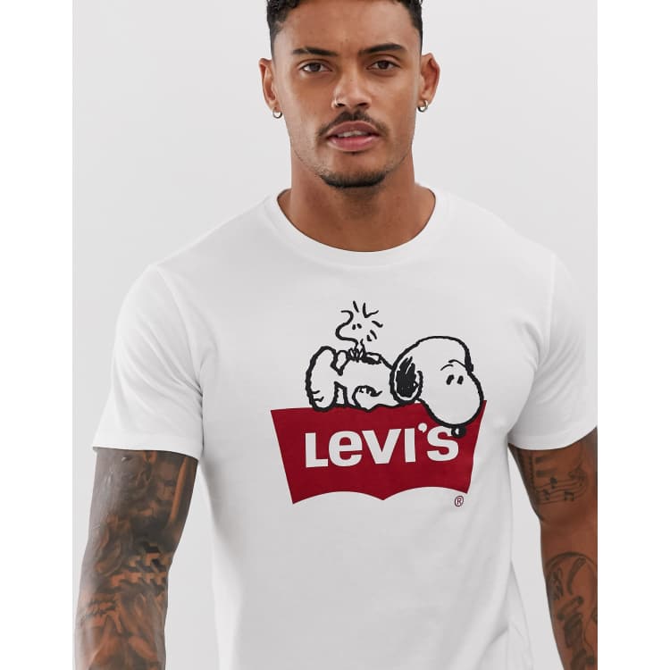 Camiseta blanca con logo de la marca y diseño de Peanuts Snoopy de | ASOS