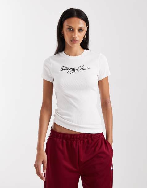 Camiseta blanca con logo de texto de Tommy Jeans - view 1