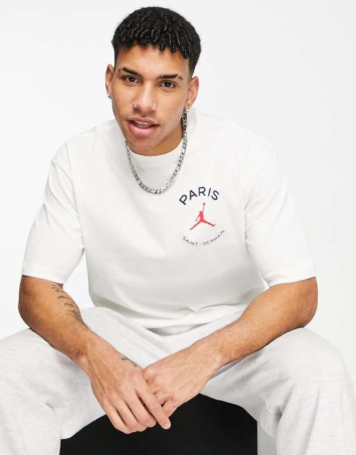 Camiseta blanca con logo estampado y diseño del Paris Saint-Germain de Jordan
