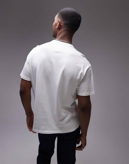 Camiseta blanca con logo lineal pequeño de Tommy Jeans, 3 de 4