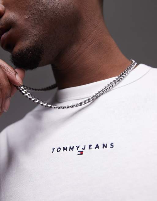 Camiseta blanca con logo lineal pequeño de Tommy Jeans, 4 de 4