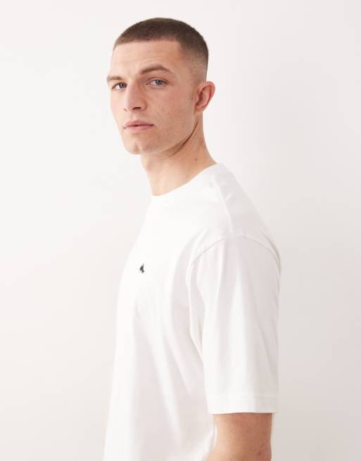 Camiseta blanca con parche de zapatilla de deporte de Jordan , 4 de 5