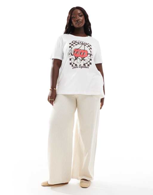 Camiseta blanca de corte cuadrado con estampado gráfico de cereza de ONLY Curve  , 3 de 4