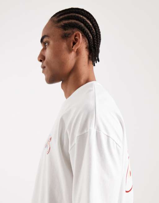 Camiseta blanca de corte cuadrado extragrande con estampado gráfico de sushi de ASOS DESIGN, 4 de 5