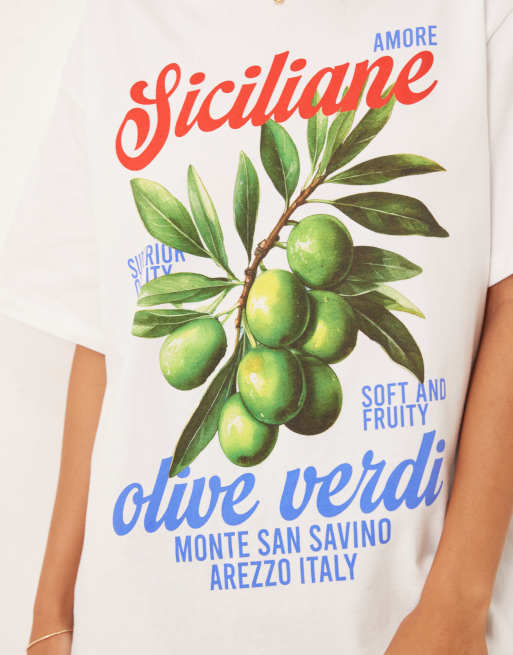 Camiseta blanca de corte estándar con estampado gráfico "Olive verdi" de ASOS DESIGN, 3 de 4