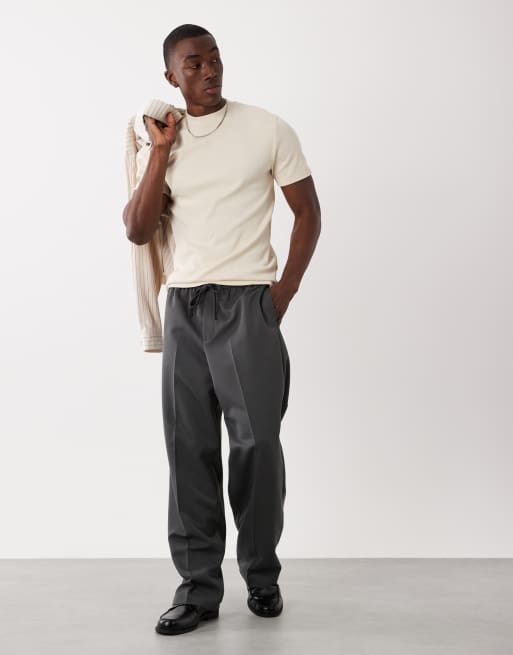 Camiseta blanca de corte slim con cuello alto de canalé de ASOS DESIGN, 2 de 5
