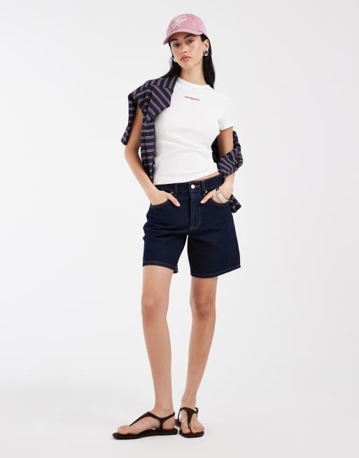 Camiseta blanca de corte slim con logo de texto de canalé de Tommy Jeans, 2 de 4