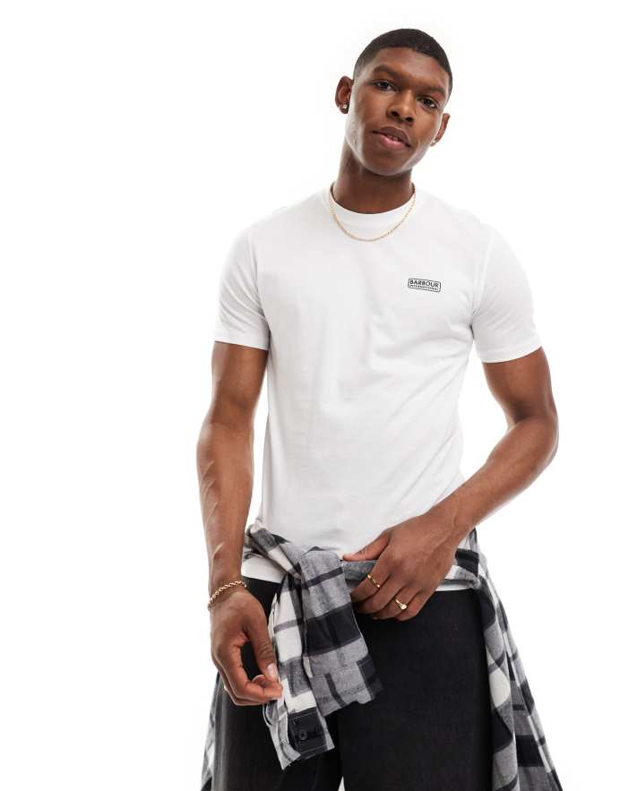 Barbour International Camiseta blanca de corte slim con logo Throttle exclusiva en ASOS de