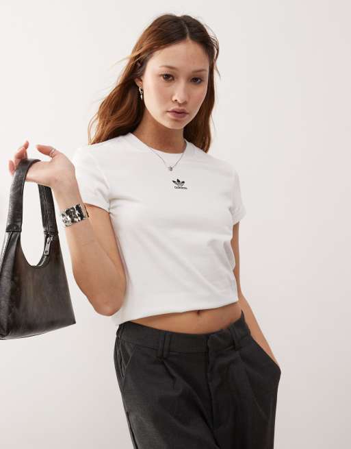 Camiseta blanca de corte slim Essentials de adidas Originals