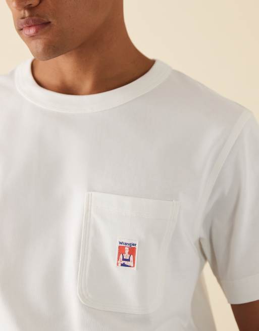 Camiseta blanca de estilo worker con bolsillo Casey Jones de Wrangler, 5 de 5