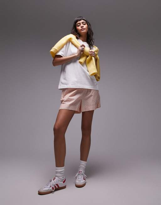 Camiseta blanca de manga corta básica premium de Topshop , 2 de 4