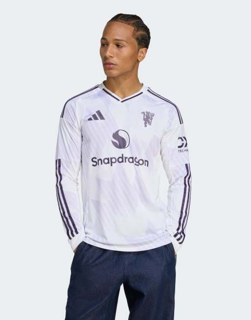 Camiseta blanca de manga larga con diseño de la segunda equipación del Manchester United de la temporada 25/26 de adidas Performance