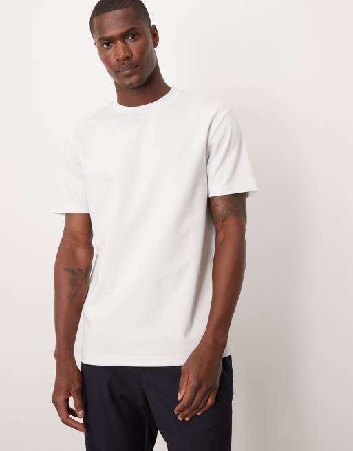 Camiseta blanca de tejido grueso BreatheMAX™ de ASOS DESIGN