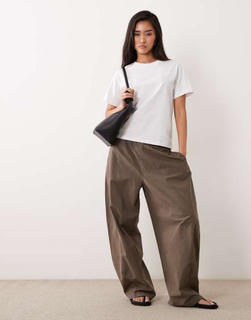 Camiseta blanca Easy de Cotton On, 2 de 4