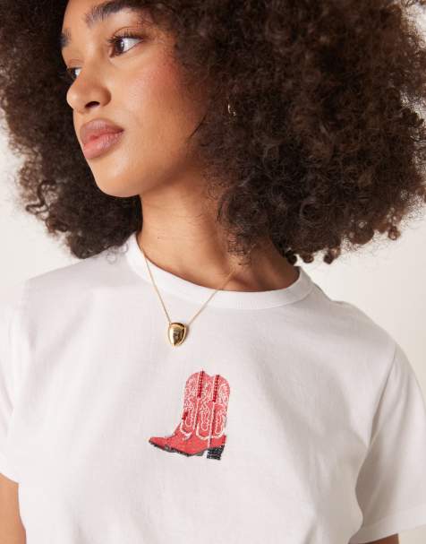 Camiseta blanca entallada de manga corta con estampado de botas de vaquero de Abercrombie & Fitch - view 1