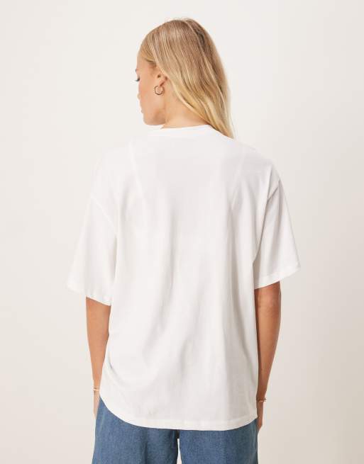 Camiseta blanca extragrande con detalle de herraje y nudo de ASOS DESIGN, 4 de 4