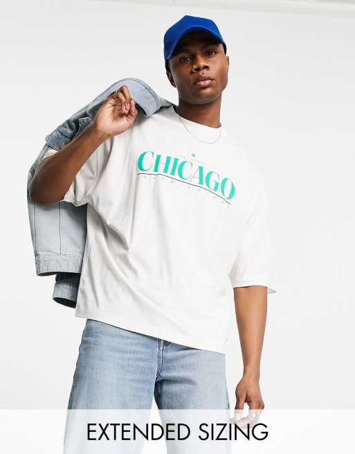 Camiseta blanca extragrande con estampado 