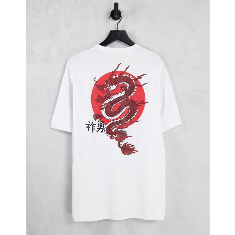 Camiseta blanca cheap con dragon rojo