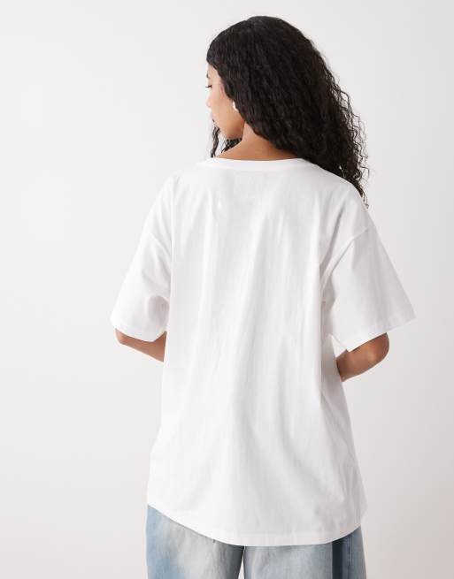 Camiseta blanca extragrande con estampado de estilo wéstern "Giddy Up" de Wrangler x Lainey Wilson, 3 de 4