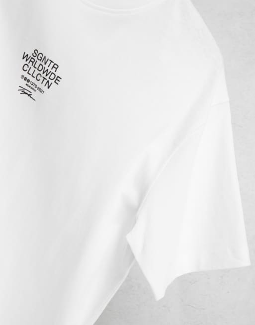 Camiseta blanca extragrande con estampado de firma en relieve en el pecho de Topman, 3 de 4