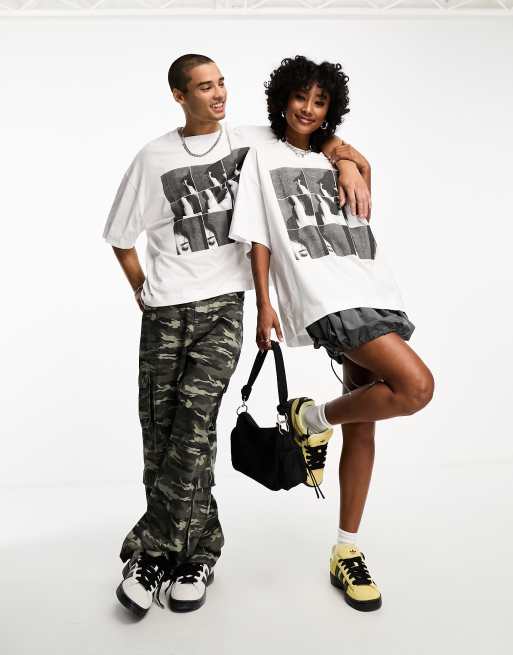 Camiseta blanca extragrande con estampado de fotografía Polaroid en el pecho de COLLUSION Unisex , 3 de 4