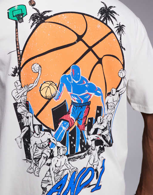 Camiseta blanca extragrande con estampado deportivo en la espalda y logo de AND1, 4 de 4