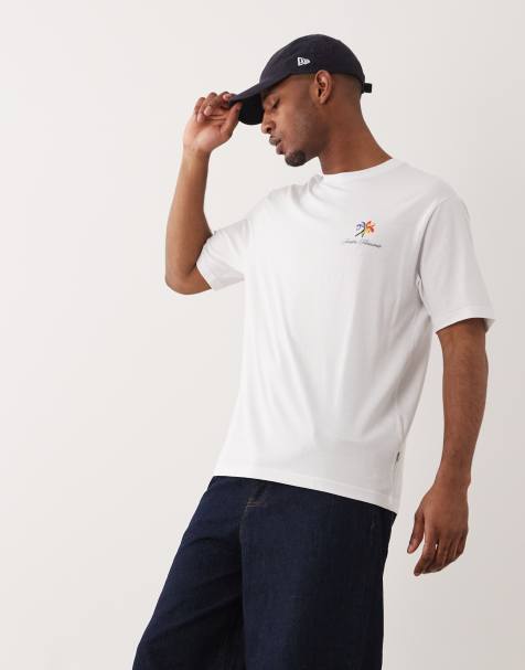 Camiseta blanca extragrande con estampado floral y texto "Lisboa" en la espalda de ONLY & SONS - view 1