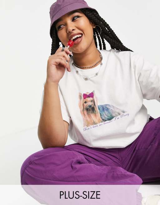 Camiseta blanca extragrande con estampado gráfico de perro simpático de Heartbreak Plus