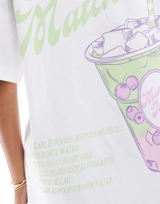 Camiseta blanca extragrande con estampado gráfico de té matcha con arándanos de ASOS DESIGN, 4 de 4