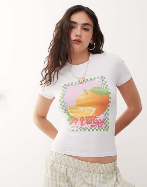 Camiseta blanca extragrande con estampado gráfico frutal de Reclaimed Vintage