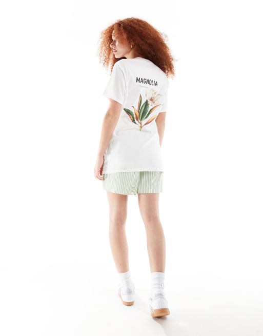 Camiseta blanca extragrande con estampado gráfico "Magnolia" en la espalda de ASOS DESIGN, 4 de 4