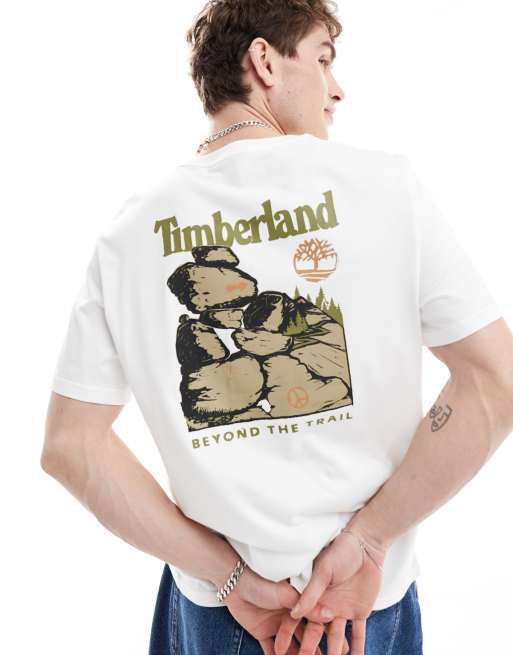 Camiseta blanca extragrande con estampado grande de rocas para practicar búlder en la espalda de Timberland, 2 de 4