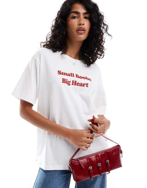 Camiseta blanca extragrande con estampado "Small boobs big heart" de JJXX, 4 de 4