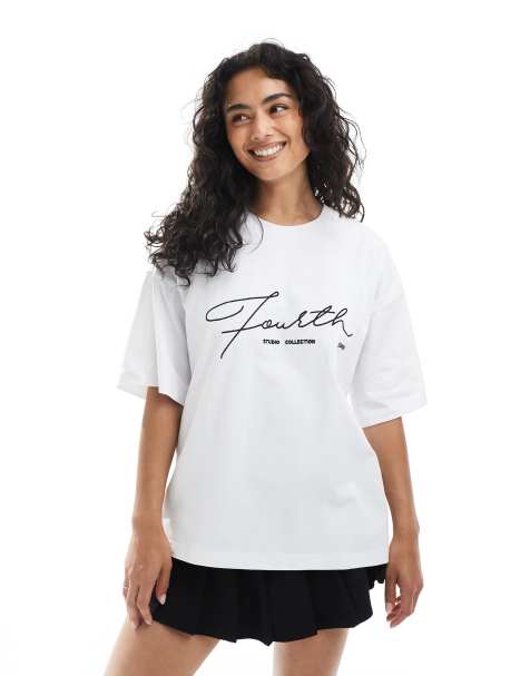 Camiseta blanca extragrande con logo bordado de 4th & Reckless - view 1