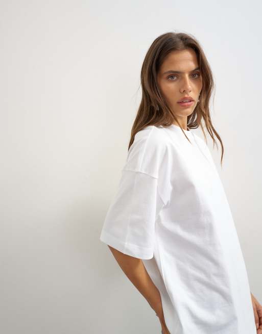 Camiseta blanca extragrande con sisas caídas de Topshop, 4 de 4