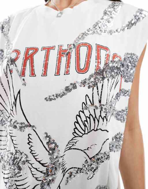 Camiseta blanca extragrande sin mangas con estampado gráfico con pedrería de ASOS DESIGN, 4 de 4