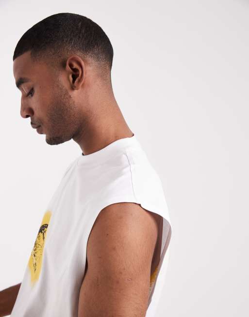 Camiseta blanca extragrande sin mangas con estampado "The Stone Roses" de ASOS DESIGN, 4 de 5