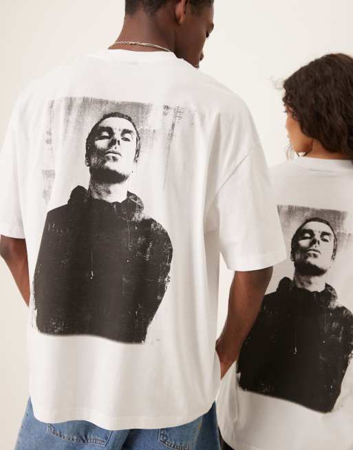 Camiseta blanca extragrande unisex con estampado con licencia de RKID Liam de OASIS de ASOS DESIGN, 4 de 4
